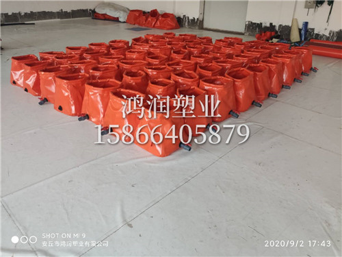 自升式儲(chǔ)水袋